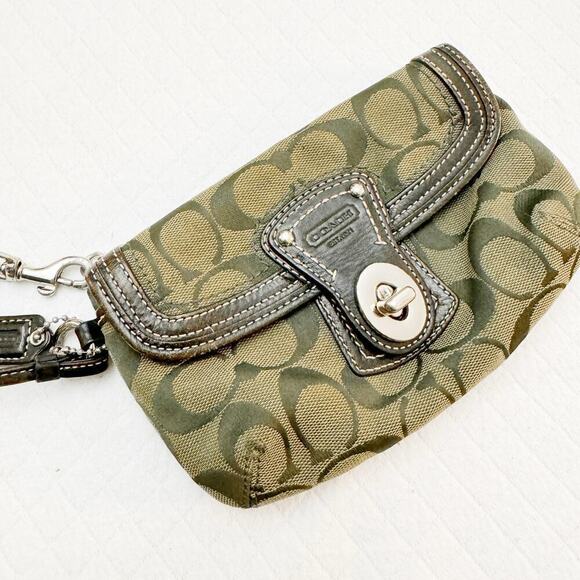 Coach Legacy Signature Brown Logo Wristlet Bag Small Purse Latch Closure - Picture 2 of 5